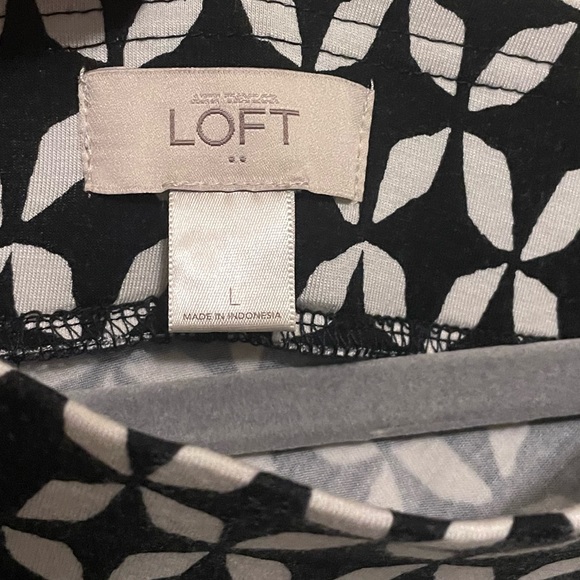 Ann Taylor Loft skirt, mid length maxi skirt, black&white, size women’s Large - Picture 2 of 3